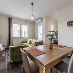 Apartman Dream By The Sea By Pikhost